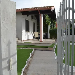 Casa Giovanna Hébergement de vacances San Giovanni Suèrgiu